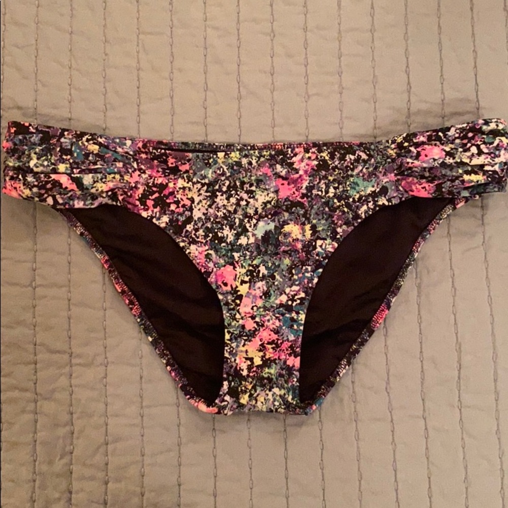 🌟 Victoria’s Secret Knockout Bikini Bottoms Sz S